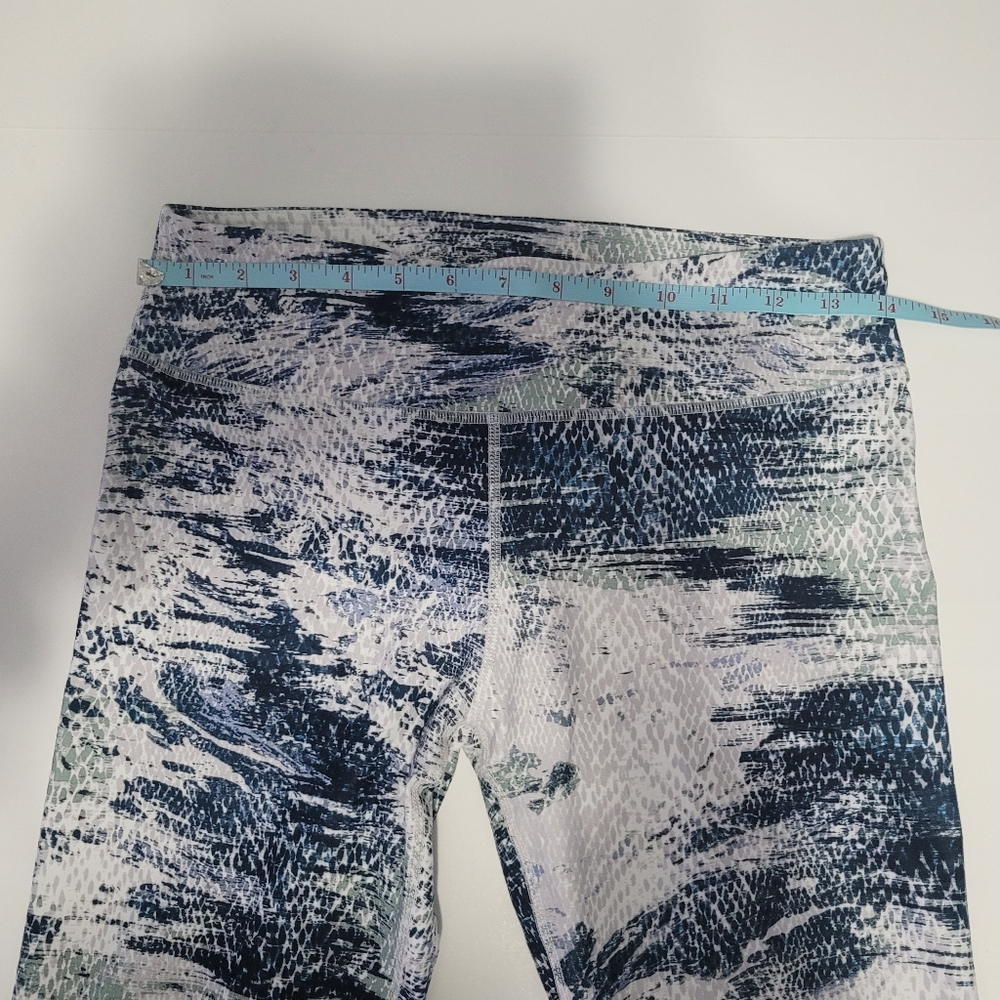 Fabletics Women's Size S Leggings Multicolor Snake Skin Print - Picture 4 of 9
